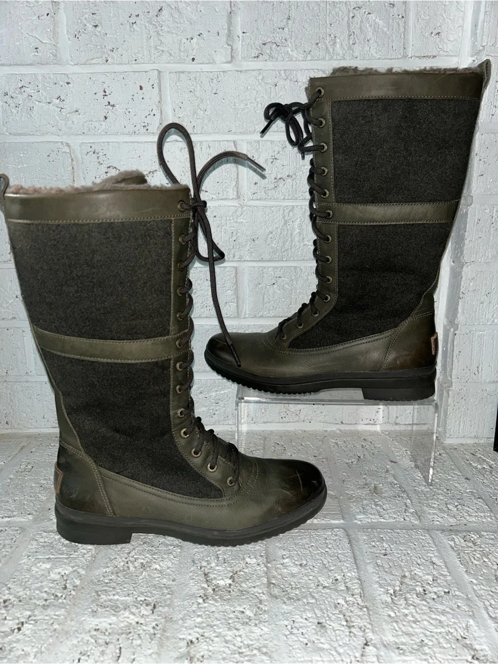 Ugg Elvia Tall Boot Leather Wool Dark Olive Green Size 10